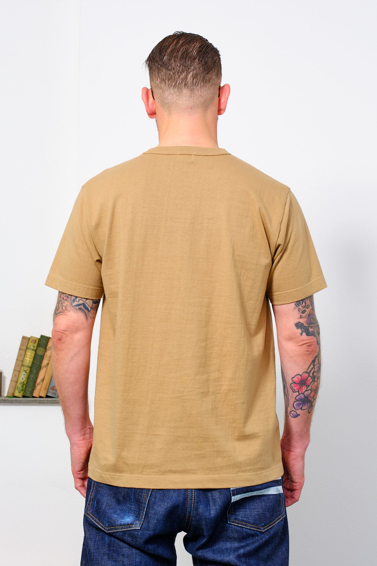 WHITESVILLE - Shortsleeve Pocket T-Shirt | beige