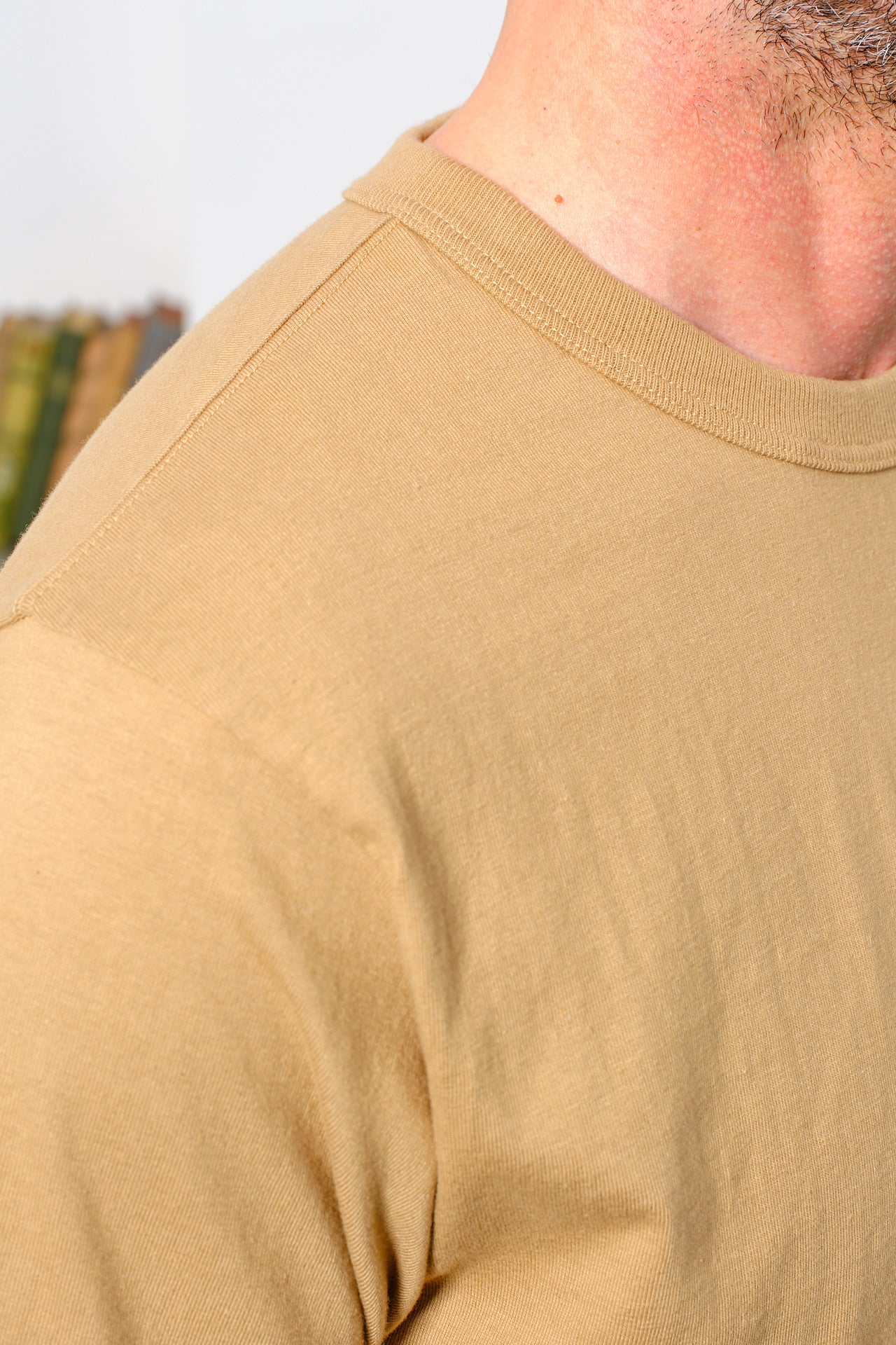 WHITESVILLE - Shortsleeve Pocket T-Shirt | beige