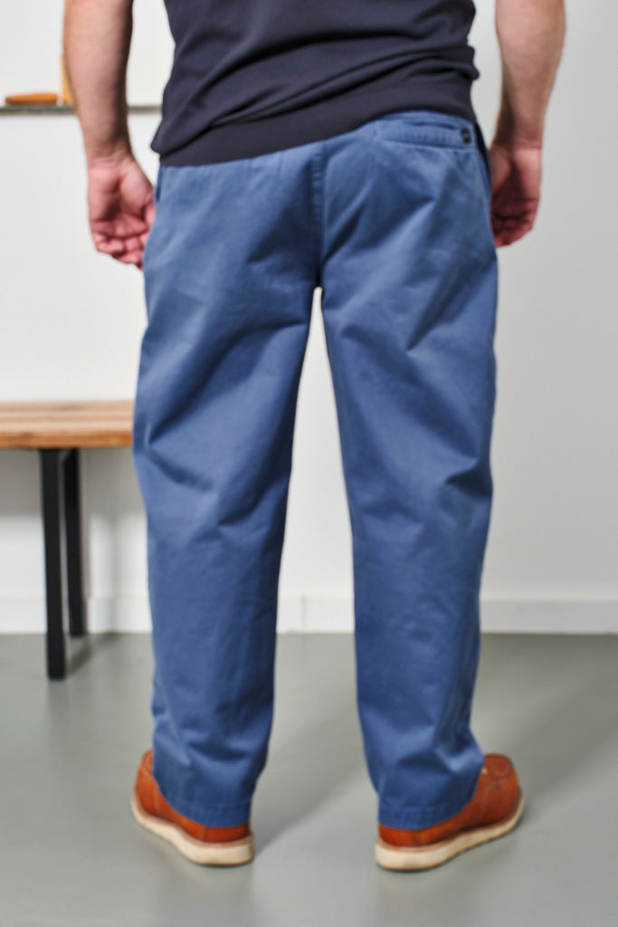 EDWIN - CHINO JAGA LOOSE PANT | coronet blue