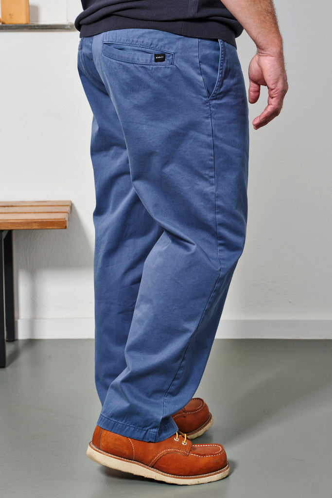 EDWIN - CHINO JAGA LOOSE PANT | coronet blue