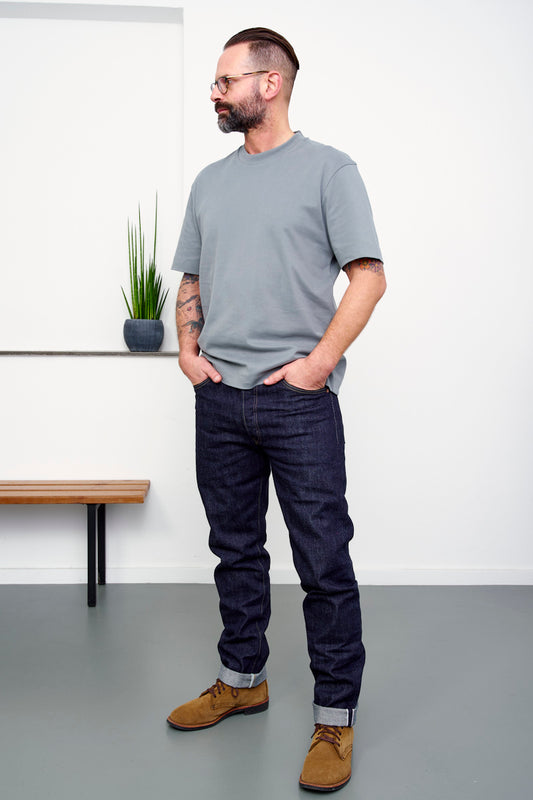 SUNSPEL- T-Shirt Heavy Weight | smoke green (Style view)