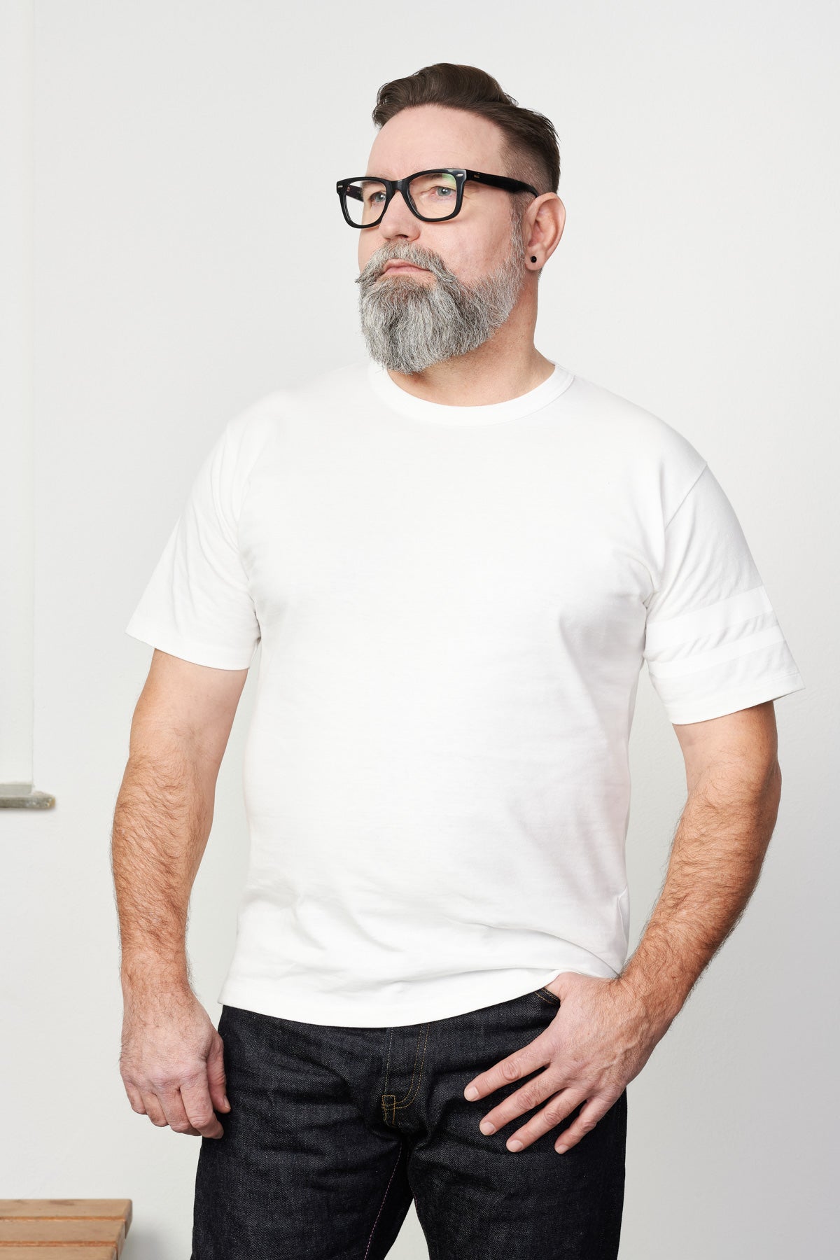 MOMOTARO - T-Shirt MT002 | white