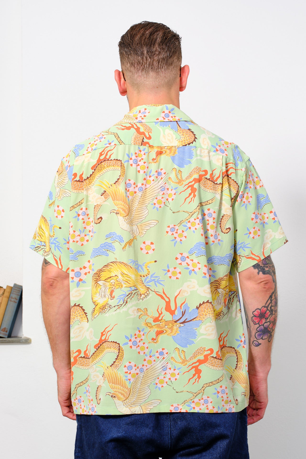 SUN SURF - Aloha Shirt "The Triangular Fight" | green
