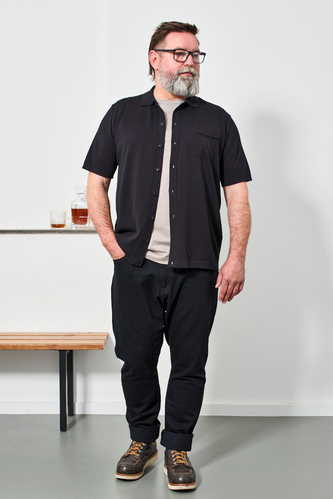 G.R.P. - Polo TEC 1 FULL BUTTON | black
