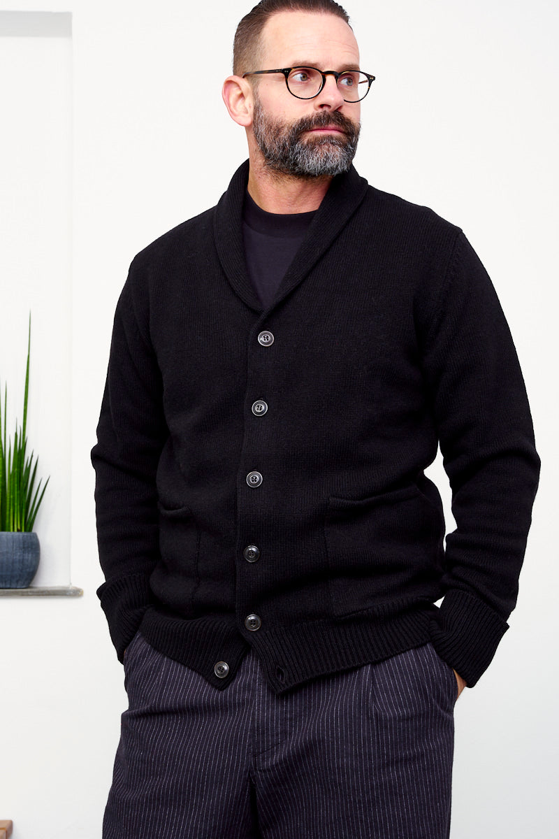 G-R-P Shawl Collar Cardigan / Black (vorne)