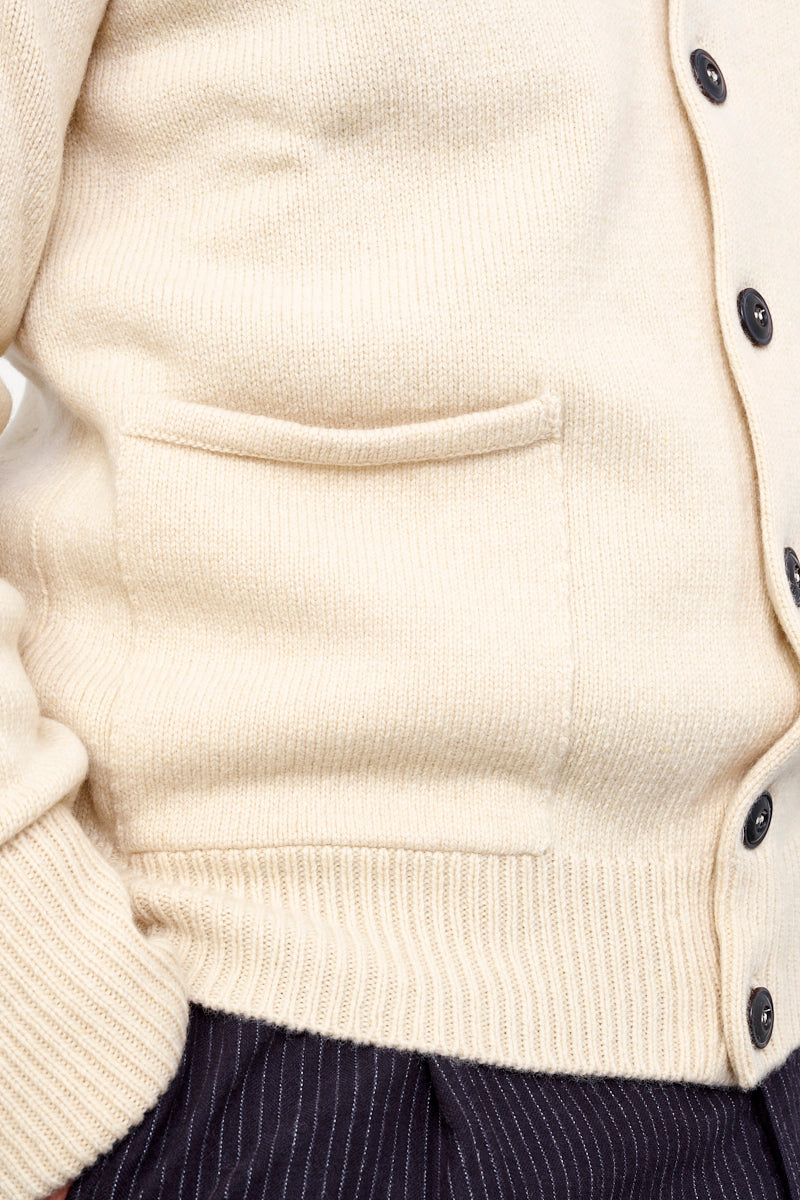 G-R-P Shawl Collar Cardigan / Rope Natural (Detail Tasche und Knopfleiste)