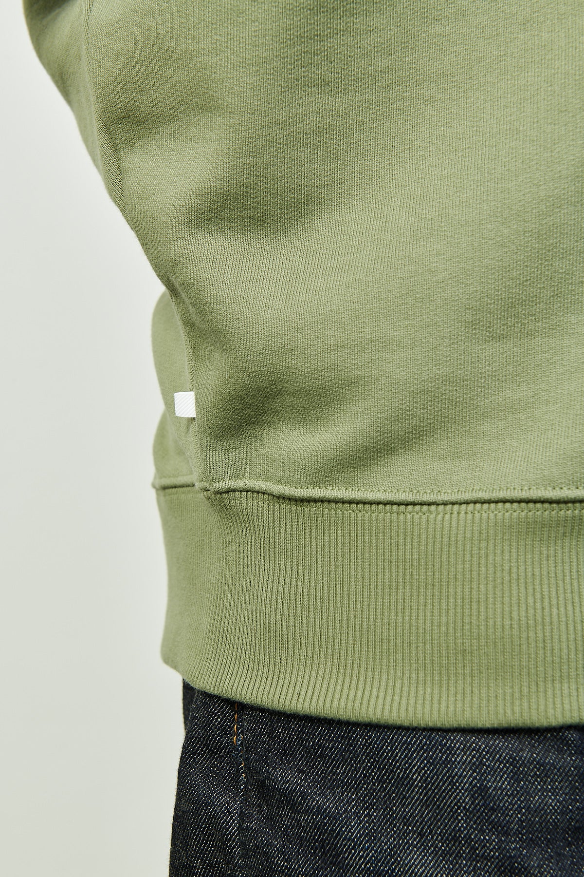 Tenue Kelly Palm Sweater